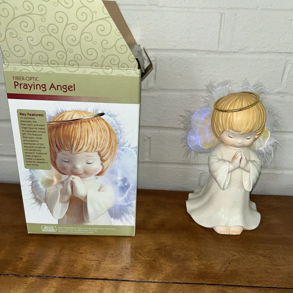 VTG Fiber-Optic Praying Angel‎ Lighted Feather Wings w/ Box